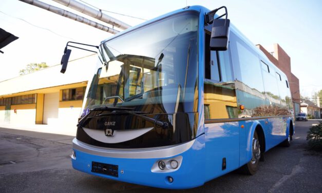Saját fejlesztésű elektromos buszt gyártottak a bajai Ganz gyárban